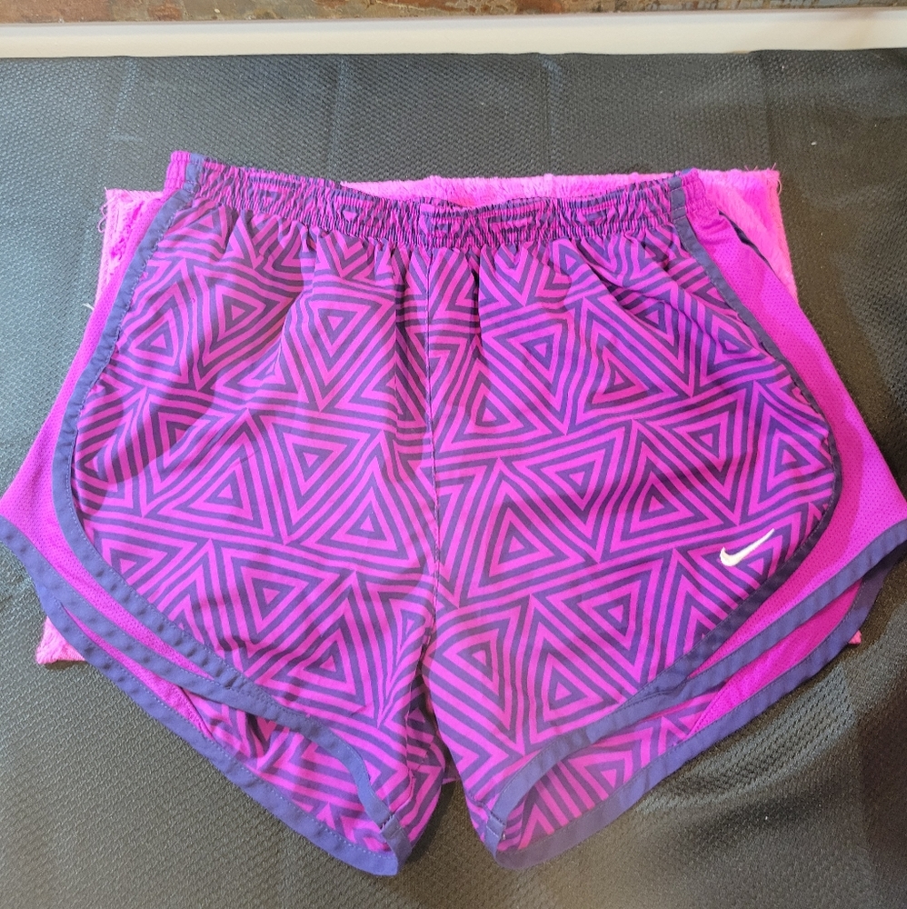 Women's Nike Dri-FIT Shorts Small